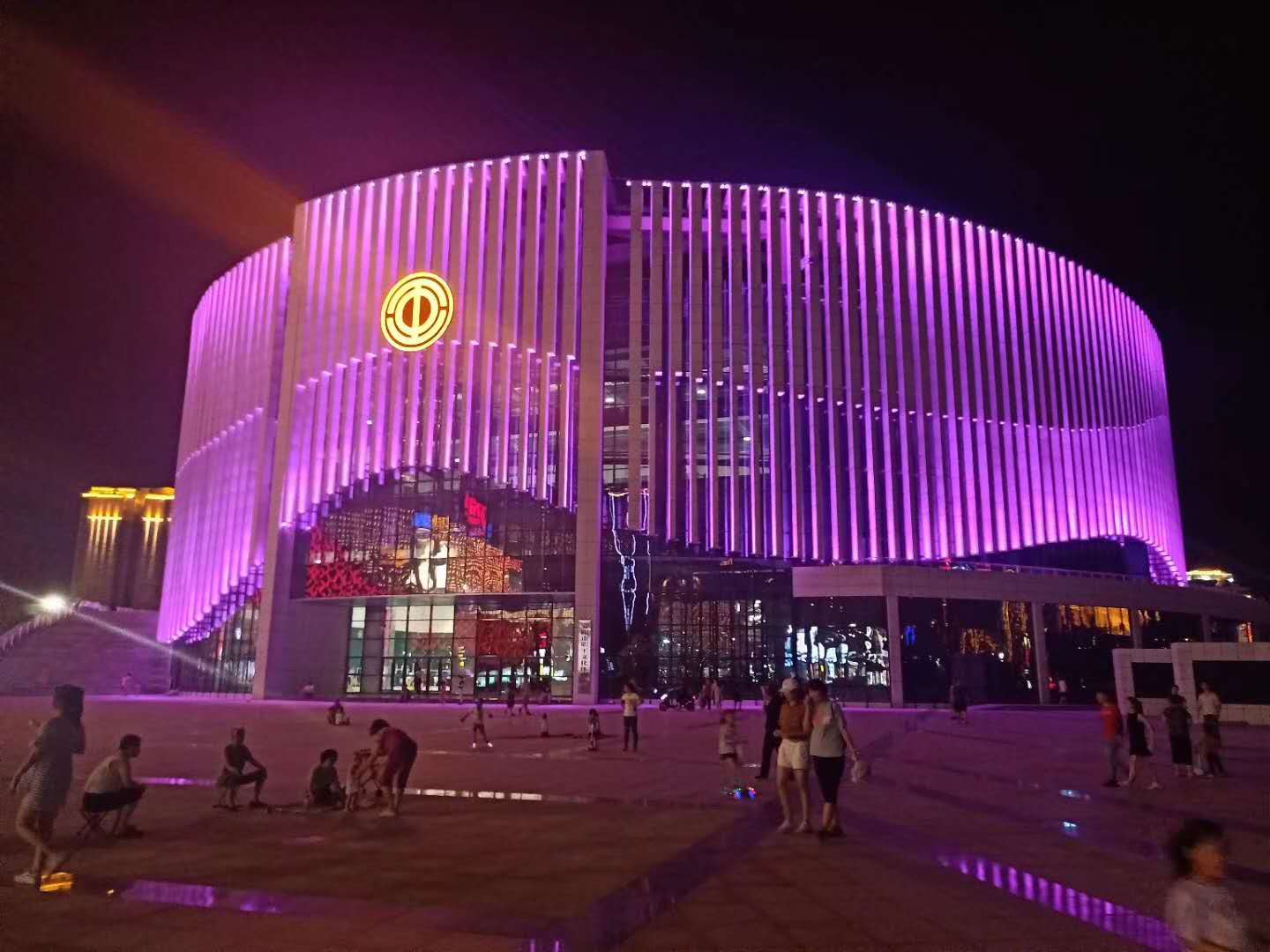 踐行(xing)工(gong)匠(jiang)精神，我(wo)們繼續砥礪(li)前行